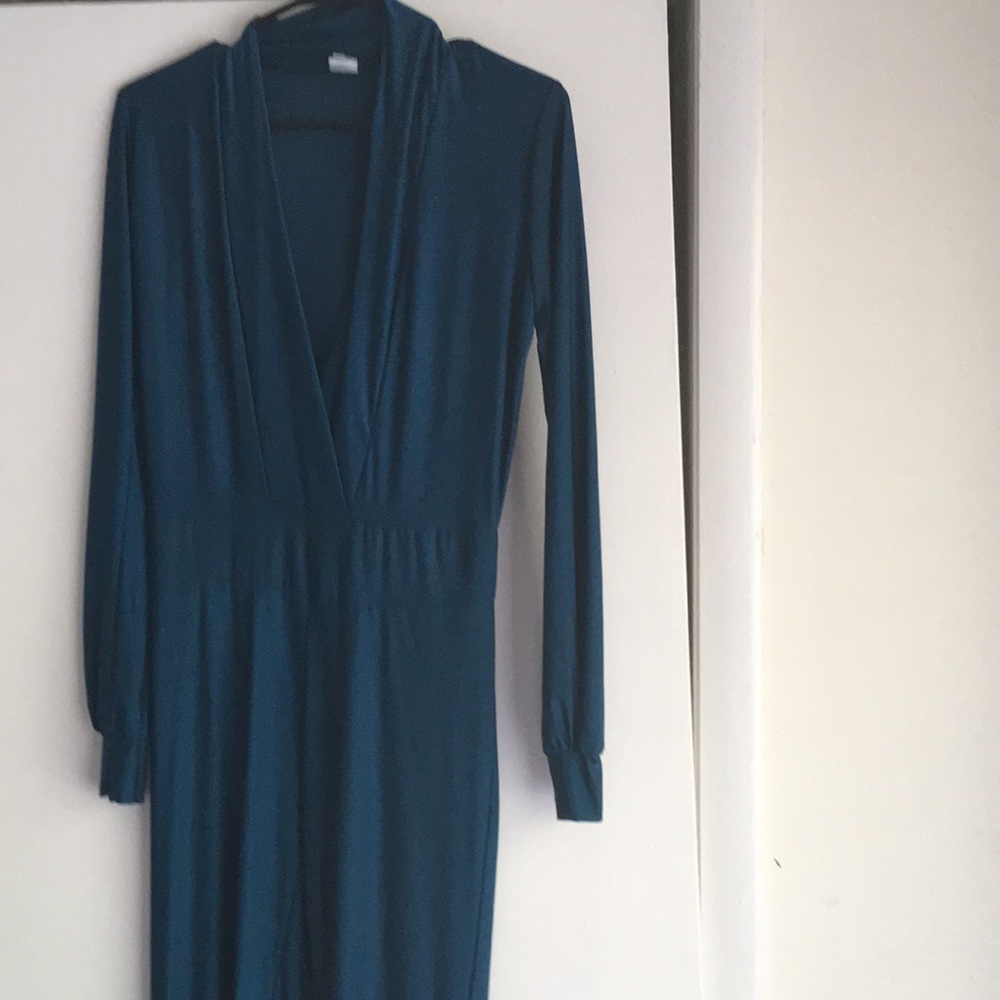 Long sleeve Gently used body suit - Picture 4 of 7
